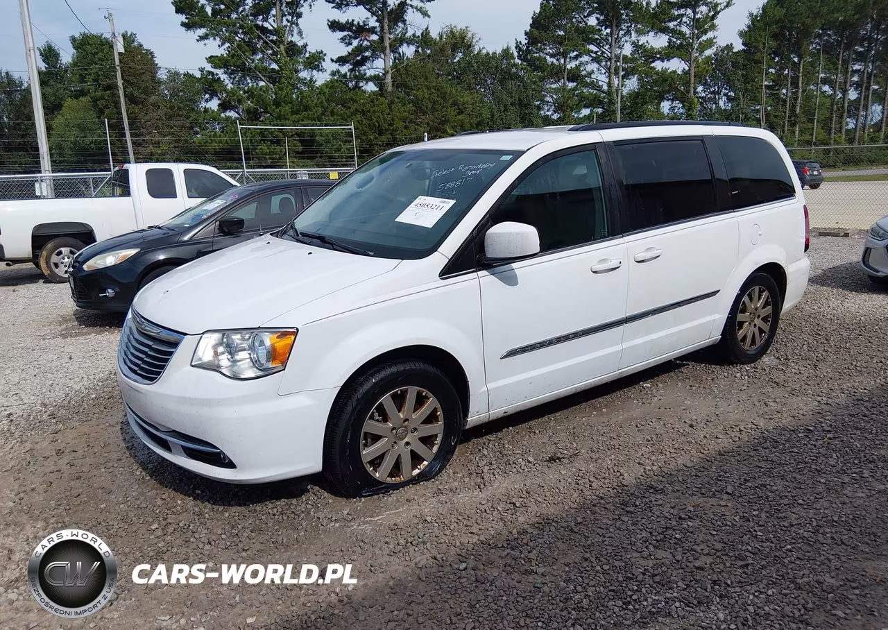2015 Chrysler Town & Country Touring VIN:2C4RC1BG9FR588817 - 2