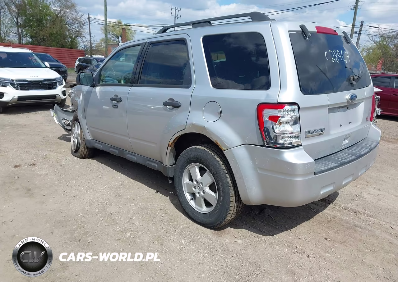 2010 Ford Escape Xlt VIN:1FMCU9D72AKC28967 - 3