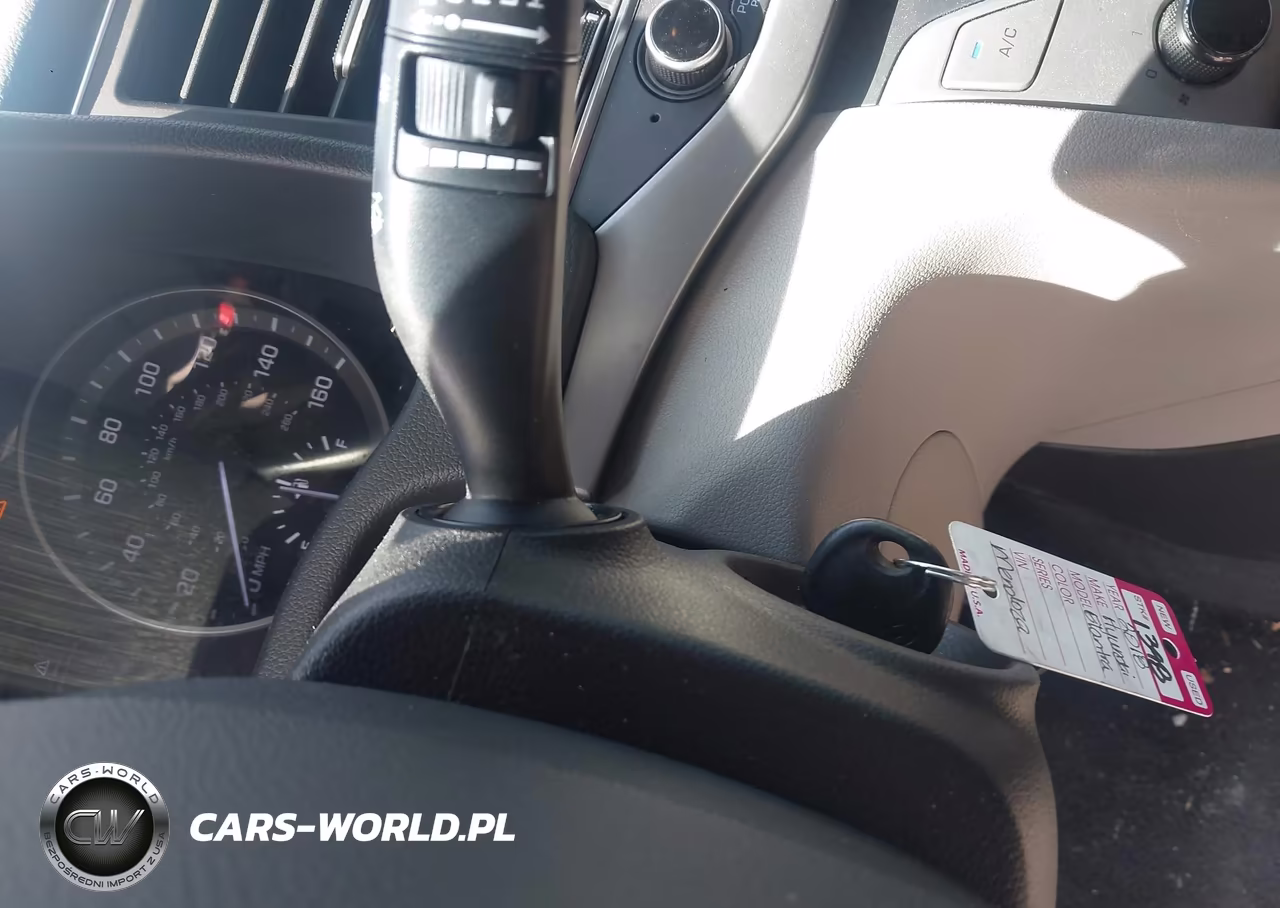 2018 Hyundai Elantra Sel VIN:5NPD84LF8JH312315 - 11