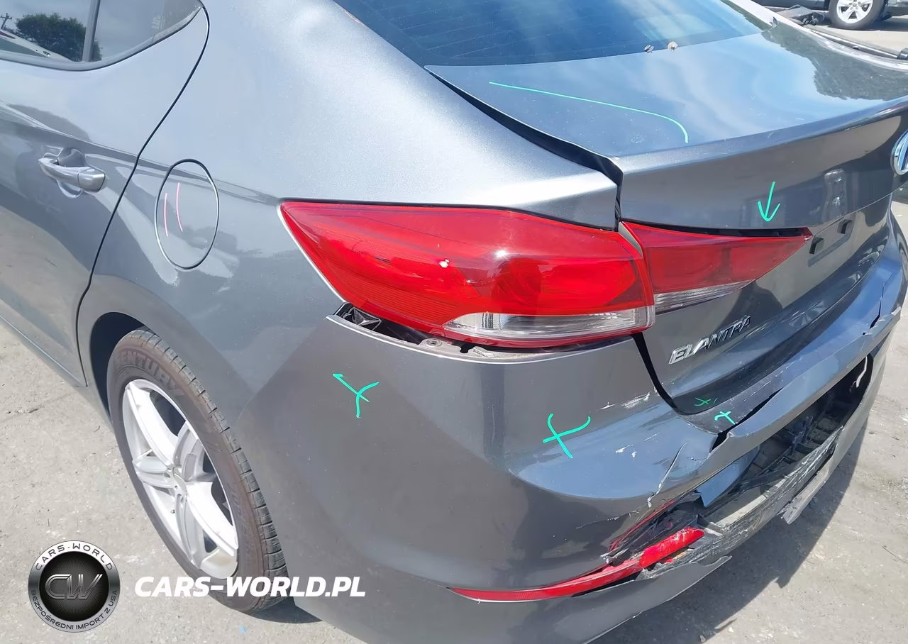 2018 Hyundai Elantra Sel VIN:5NPD84LF8JH312315 - 17