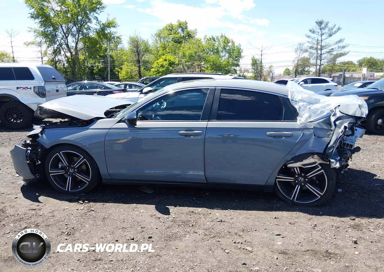 2025 Honda Accord Hybrid Sport VIN:1HGCY2F58SA005921 - 14