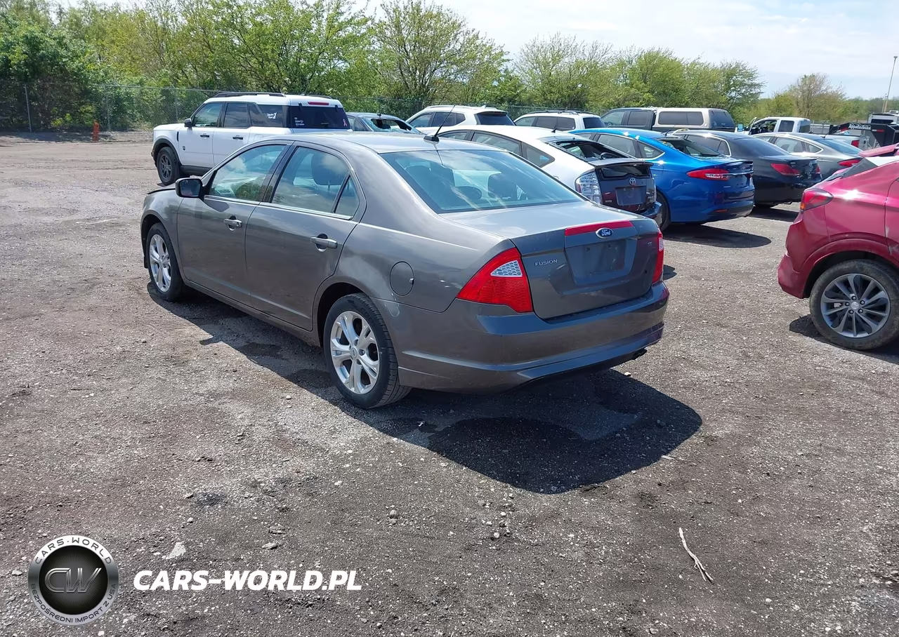 2012 Ford Fusion Se VIN:3FAHP0HA8CR285276 - 3