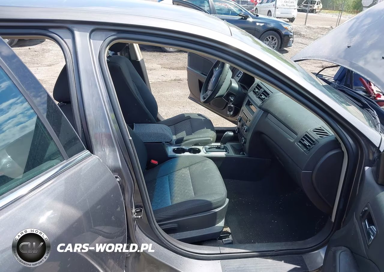 2012 Ford Fusion Se VIN:3FAHP0HA8CR285276 - 5
