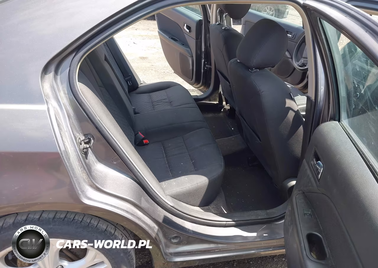 2012 Ford Fusion Se VIN:3FAHP0HA8CR285276 - 8