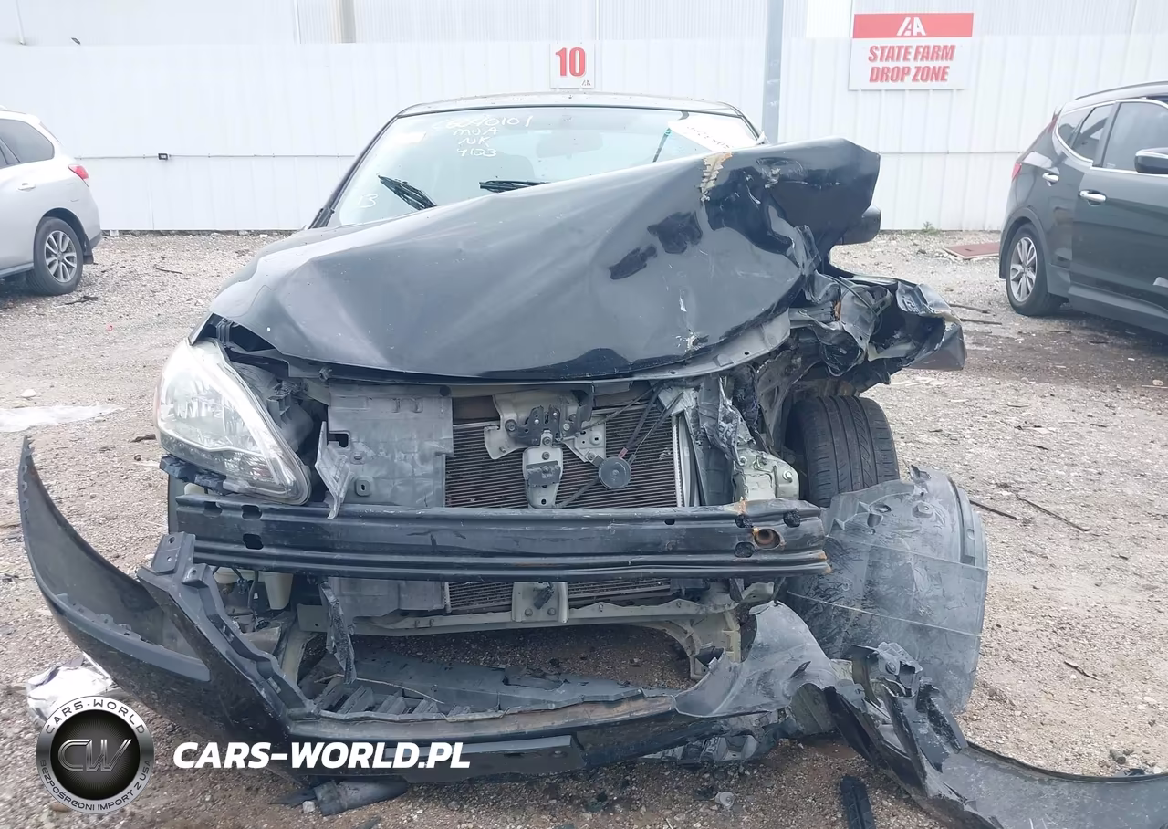 2013 Nissan Sentra Sr VIN:3N1AB7AP3DL778372 - 11