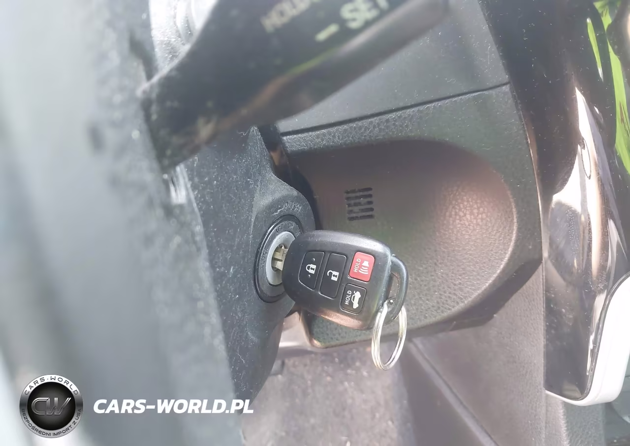 2019 Toyota Corolla Le VIN:5YFBURHE7KP932657 - 11