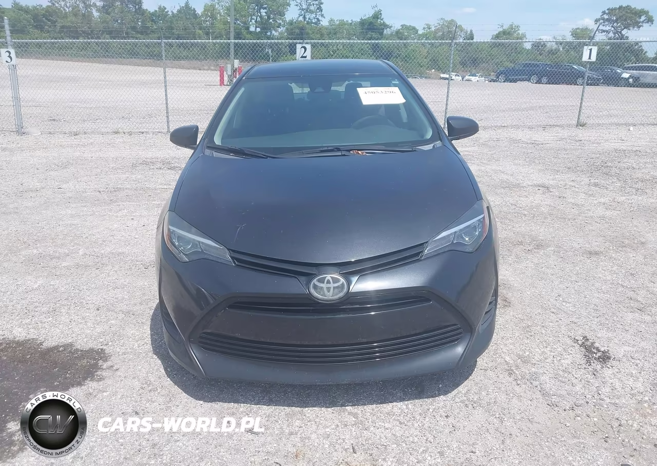 2019 Toyota Corolla Le VIN:5YFBURHE7KP932657 - 12