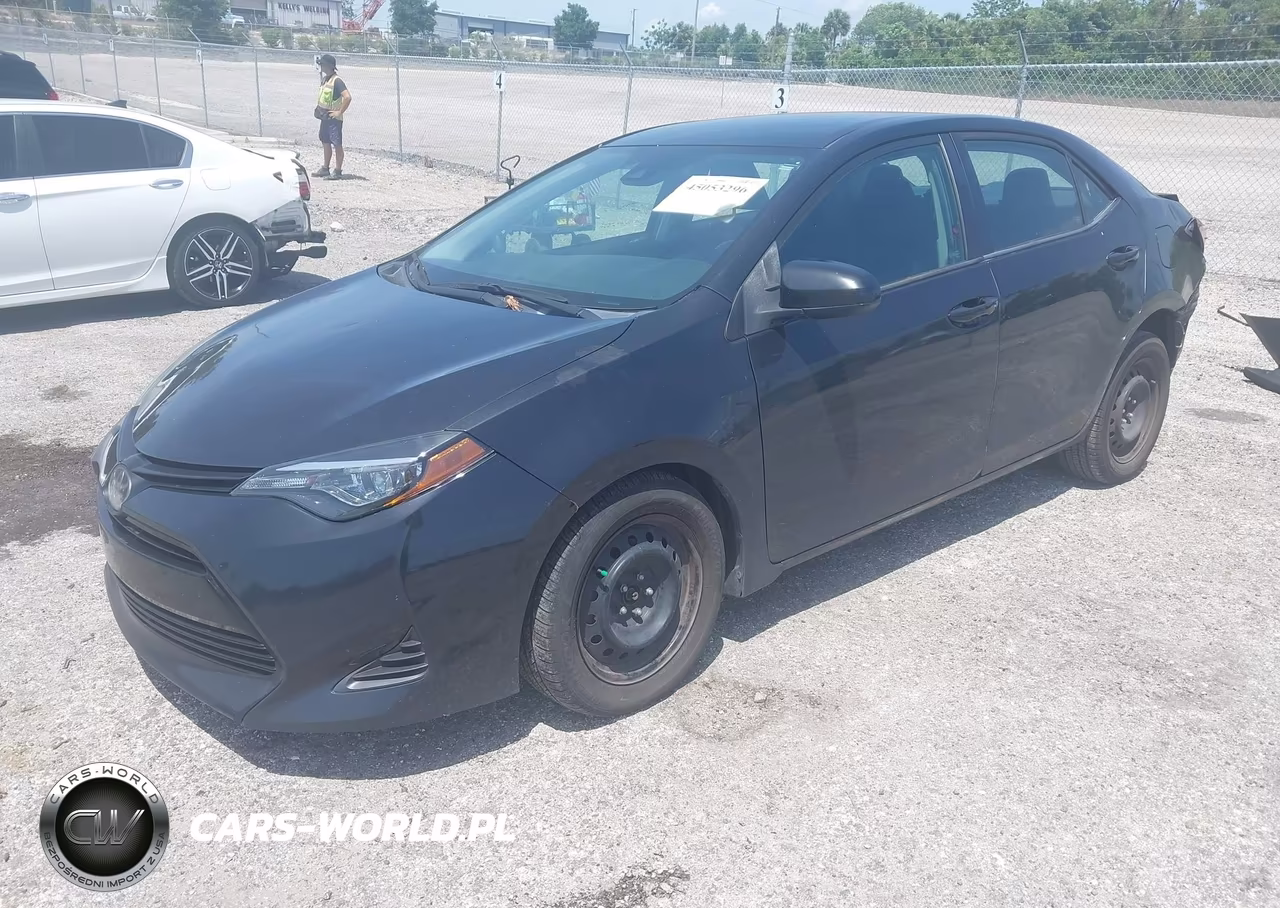 2019 Toyota Corolla Le VIN:5YFBURHE7KP932657 - 2