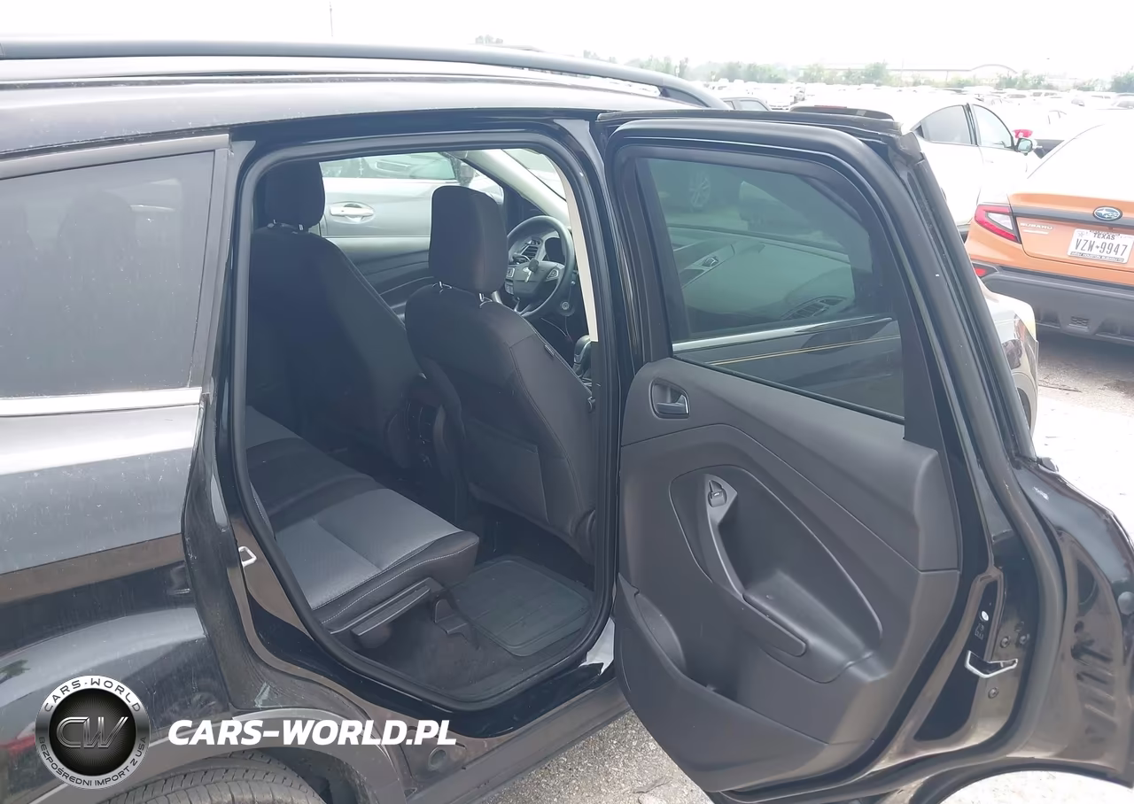 2018 Ford Escape Se VIN:1FMCU0GD6JUA39854 - 8