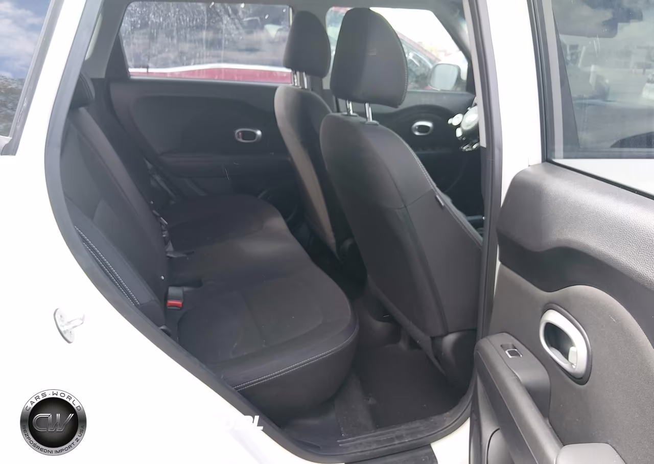 2019 Kia Soul VIN:KNDJN2A2XK7684180 - 8