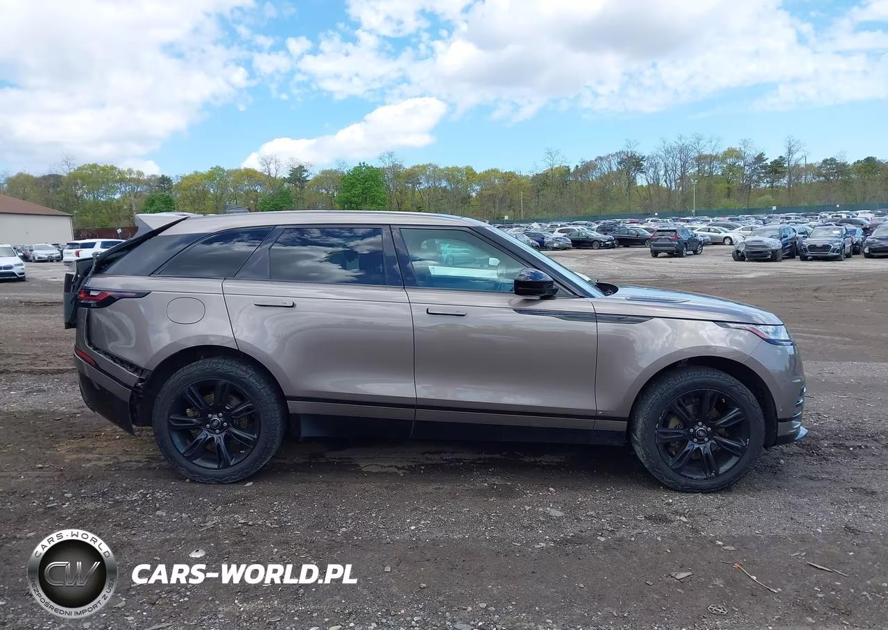 2018 Land Rover Range Rover Velar P250 Se R-Dynamic VIN:SALYL2RX1JA749447 - 13