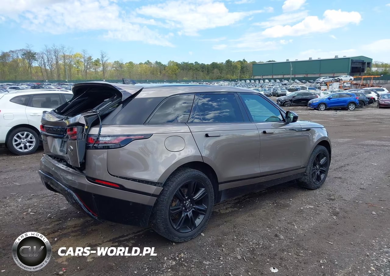 2018 Land Rover Range Rover Velar P250 Se R-Dynamic VIN:SALYL2RX1JA749447 - 4