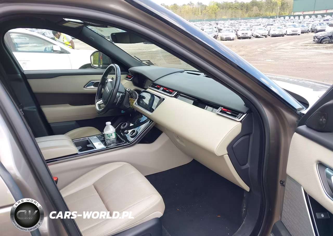 2018 Land Rover Range Rover Velar P250 Se R-Dynamic VIN:SALYL2RX1JA749447 - 5