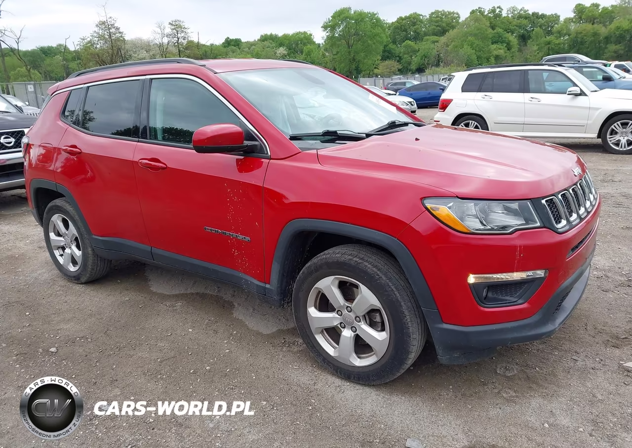 2018 Jeep Compass Latitude 4X4 – zdjęcie 1 z 20
