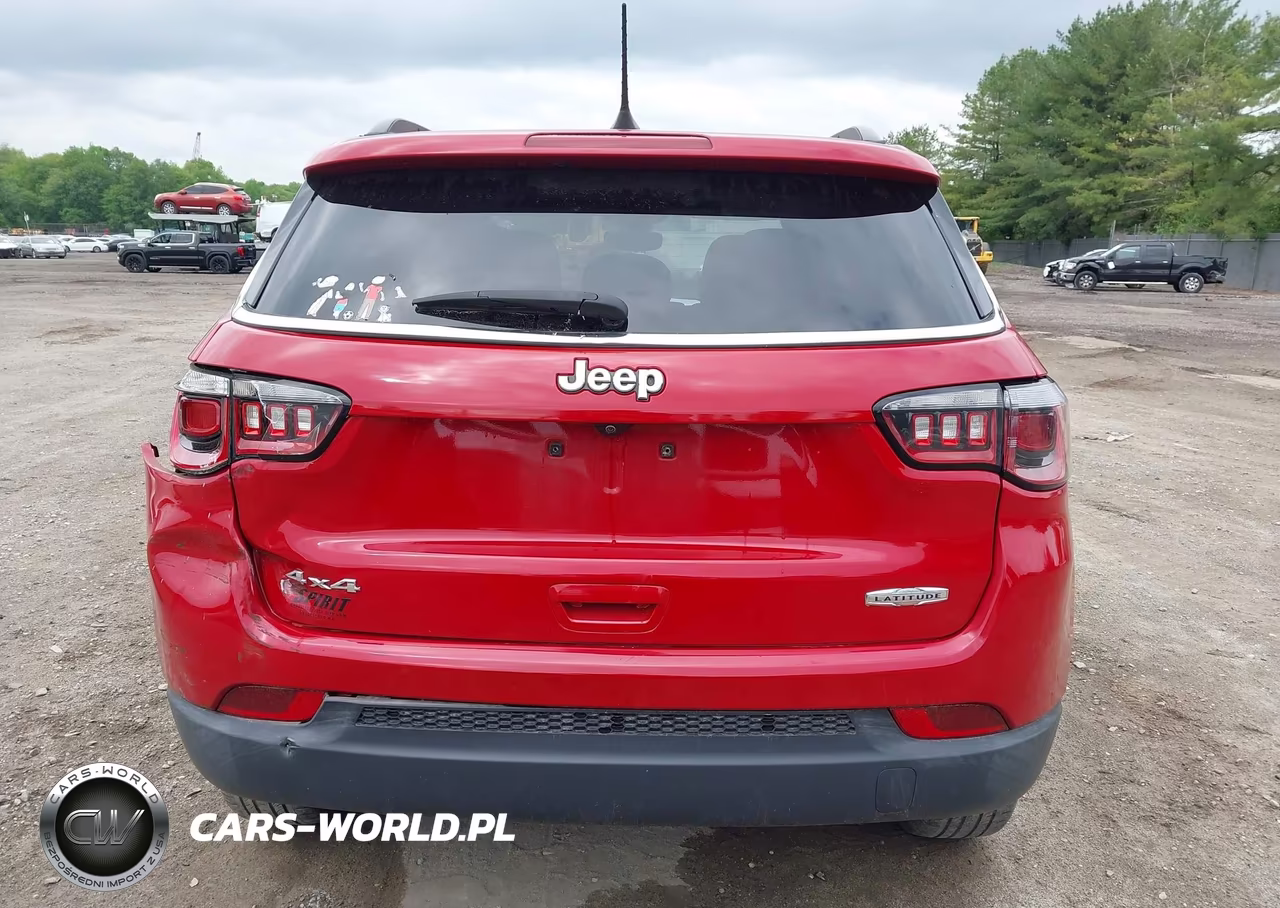 2018 Jeep Compass Latitude 4X4 VIN:3C4NJDBB5JT199401 - 16