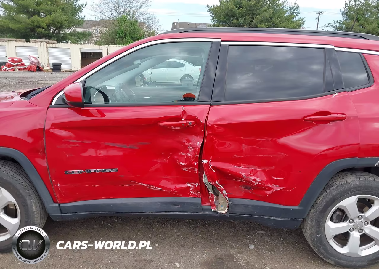 2018 Jeep Compass Latitude 4X4 VIN:3C4NJDBB5JT199401 - 6