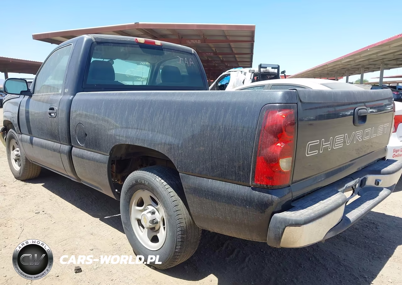 2004 Chevrolet Silverado 1500 Work Truck VIN:1GCEC14X14Z308838 - 3