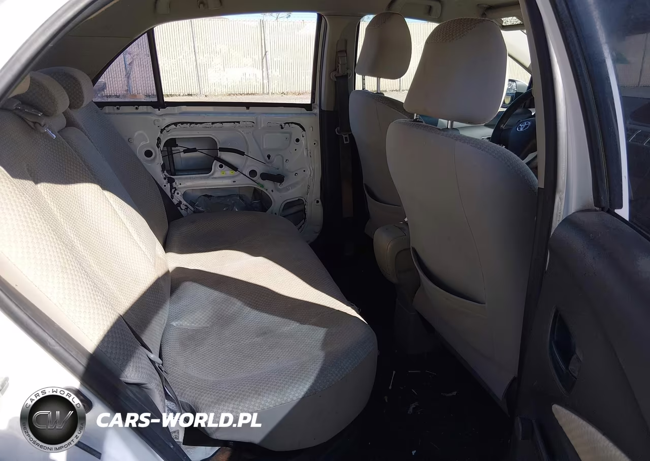 2007 Toyota Yaris VIN:JTDBT923671065693 - 8