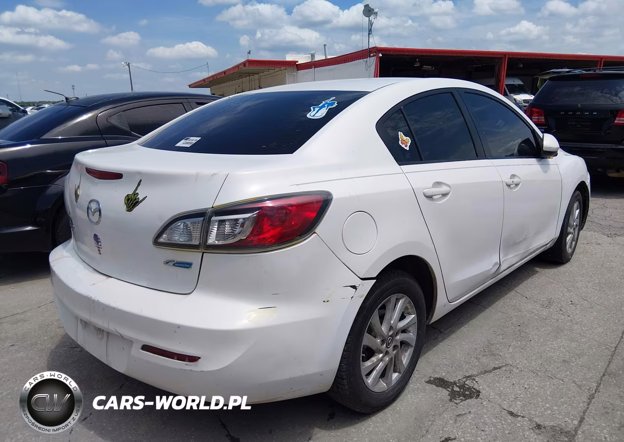 MAZDA MAZDA3 VIN:JM1BL1V7XD1762666 - 4