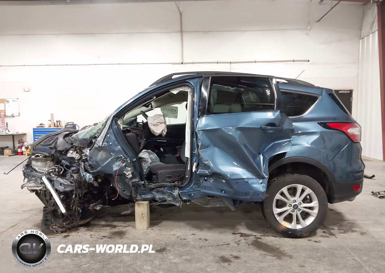2018 Ford Escape Se VIN:1FMCU9GD4JUC28815 - 15
