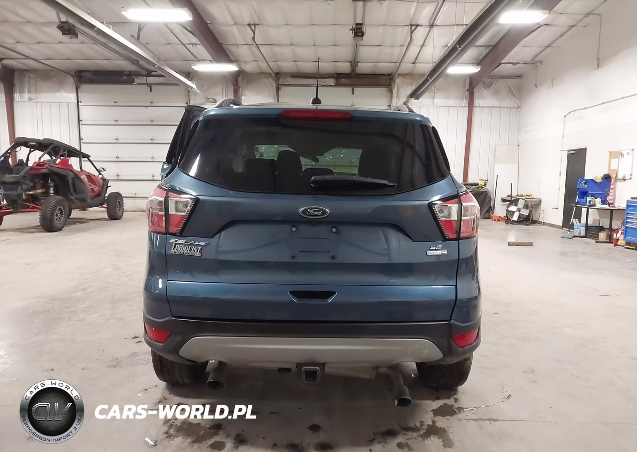 2018 Ford Escape Se VIN:1FMCU9GD4JUC28815 - 17