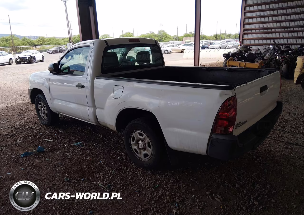2014 Toyota Tacoma VIN:5TFNX4CN8EX033231 - 3