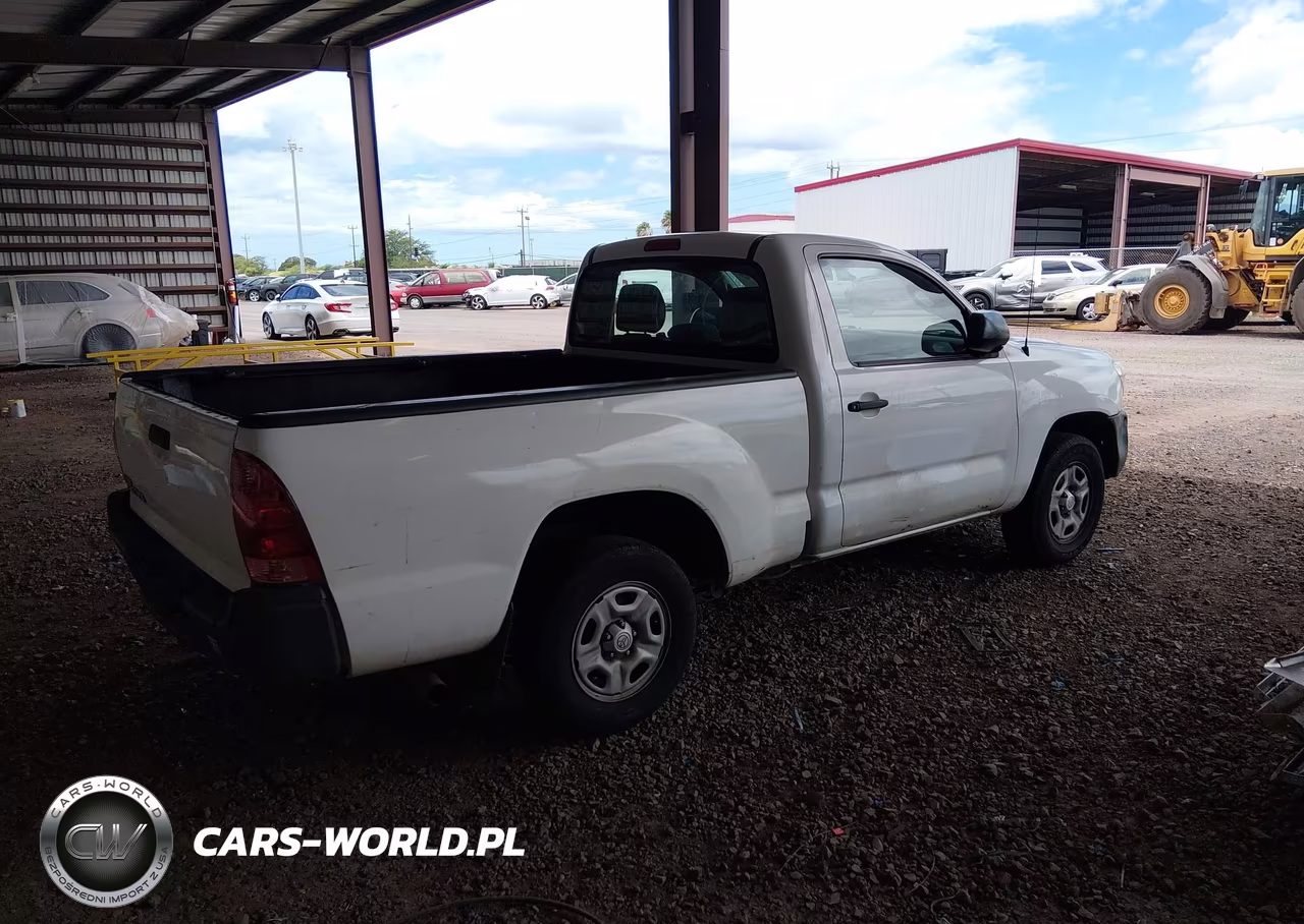 2014 Toyota Tacoma VIN:5TFNX4CN8EX033231 - 4
