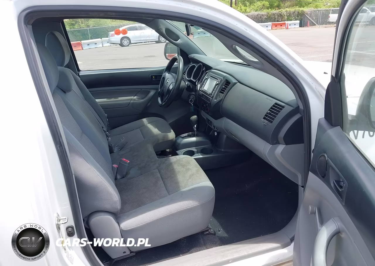 2014 Toyota Tacoma VIN:5TFNX4CN8EX033231 - 5