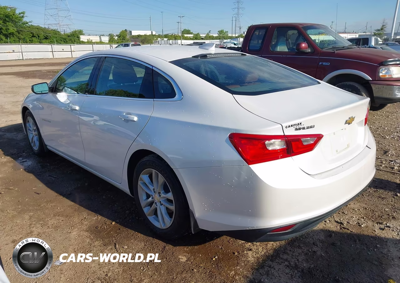 2017 Chevrolet Malibu 1Lt VIN:1G1ZE5ST8HF111295 - 3