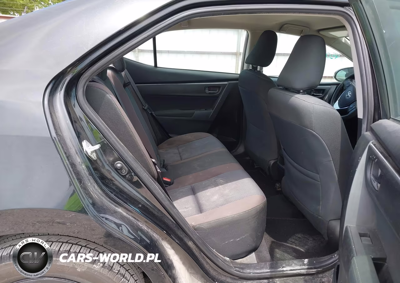 2018 Toyota Corolla Le VIN:2T1BURHE8JC066711 - 8
