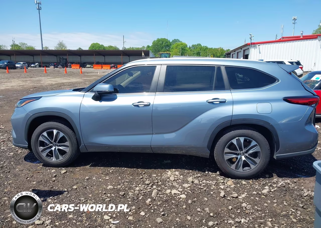 2023 Toyota Highlander Xle VIN:5TDKDRAHXPS029681 - 15