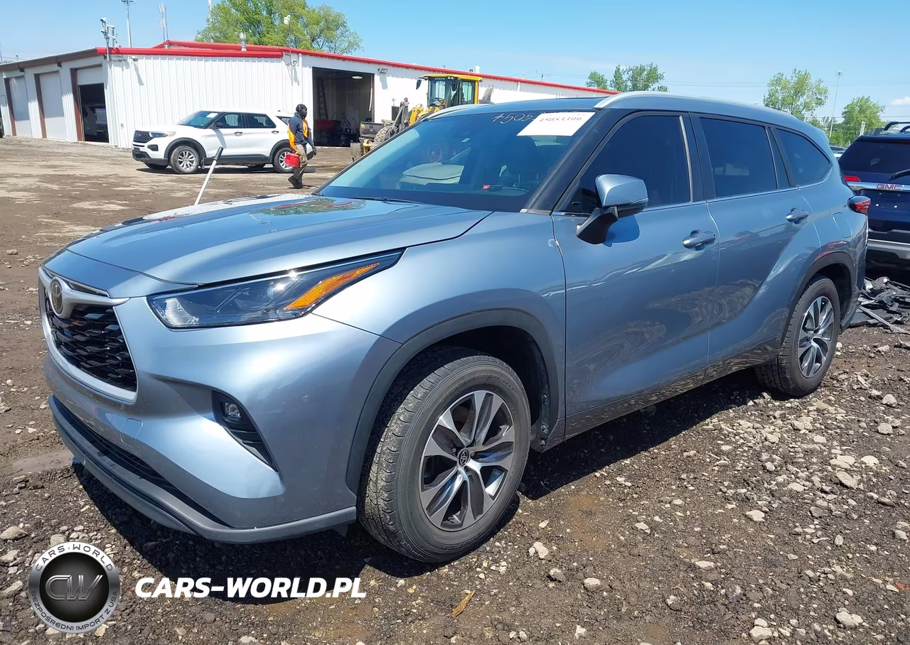 2023 Toyota Highlander Xle VIN:5TDKDRAHXPS029681 - 2