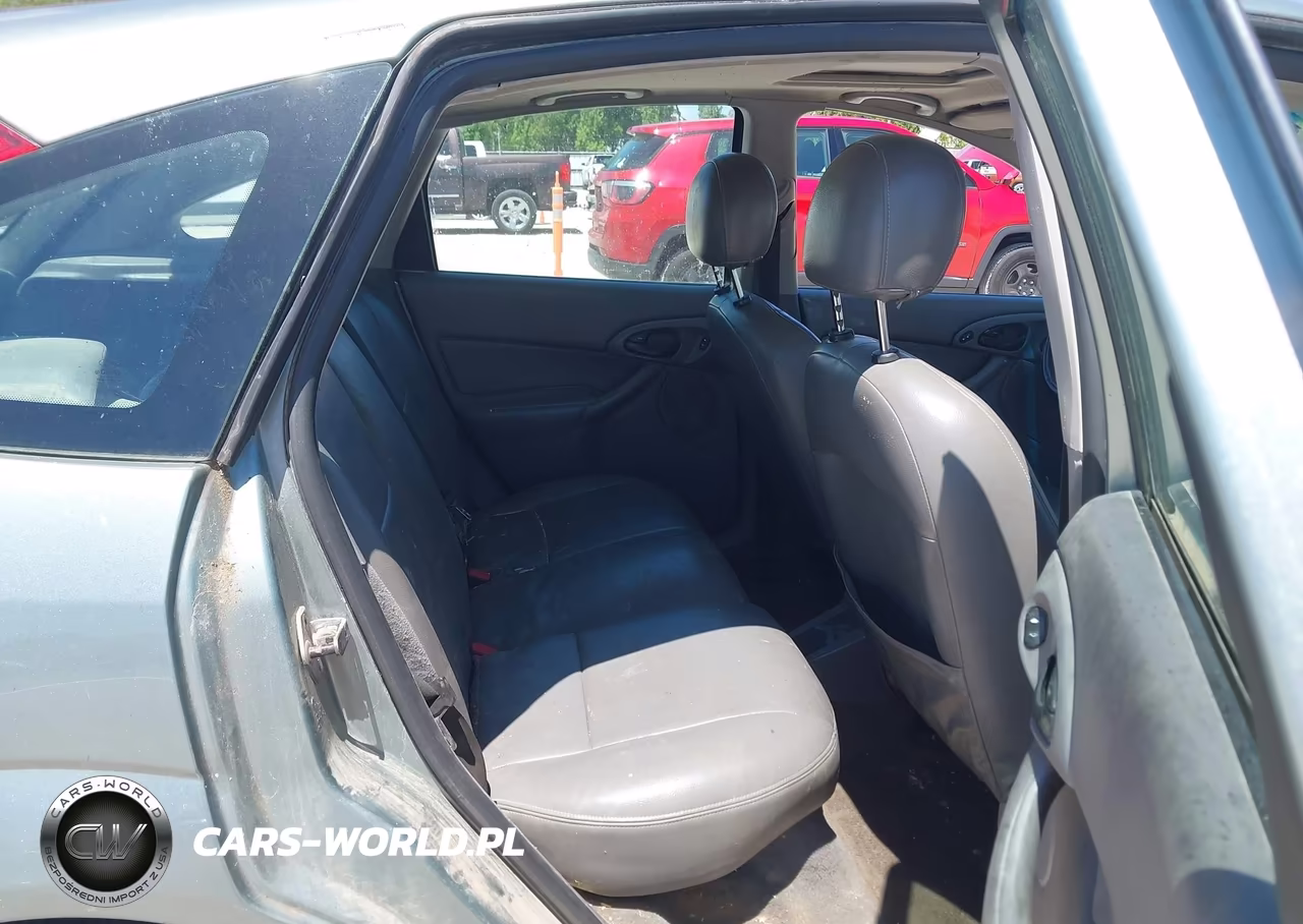 2004 Ford Focus Zx5 VIN:3FAFP37Z24R101533 - 8