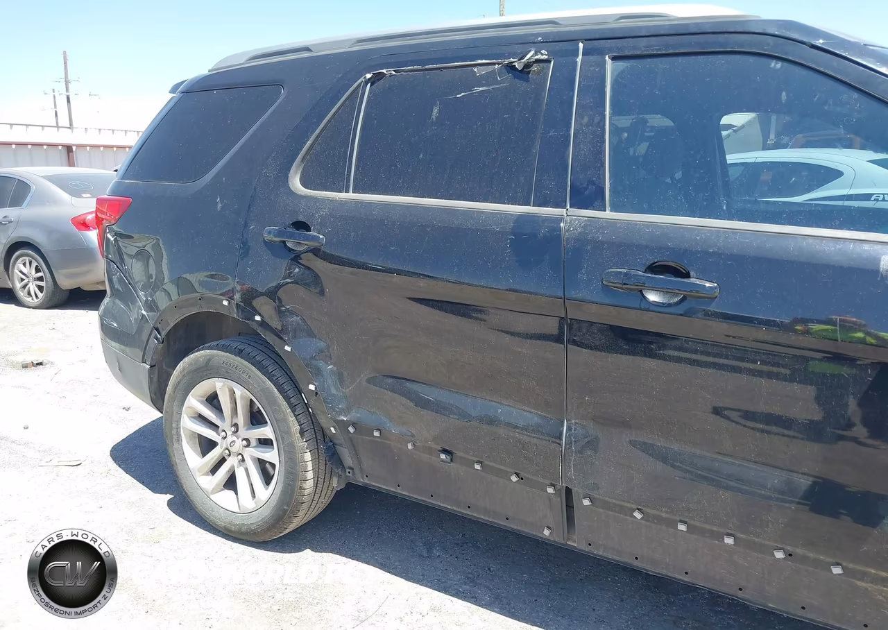 2016 Ford Explorer Xlt VIN:1FM5K7D82GGA96249 - 17