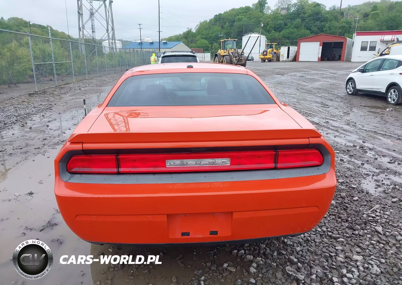 2013 Dodge Challenger R-T Classic VIN:2C3CDYBTXDH733699 - 17