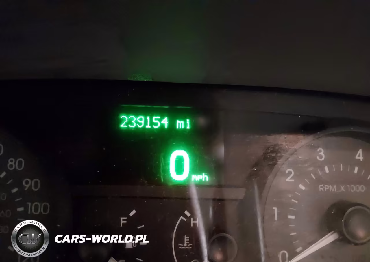 2008 Mercury Grand Marquis Ls VIN:2MEHM75V28X630487 - 15