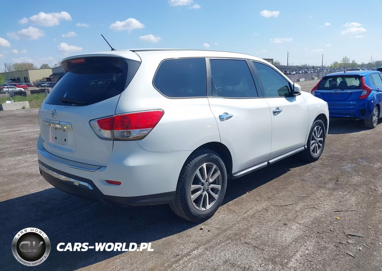 2014 Nissan Pathfinder S VIN:5N1AR2MN2EC664863 - 4