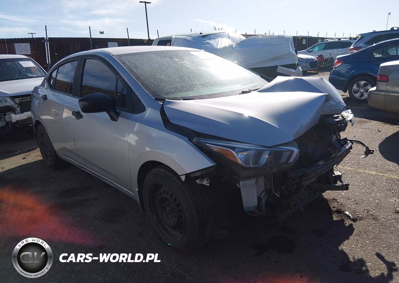 2020 Nissan Versa S 5-Speed Manual Transmission – zdjęcie 1 z 17