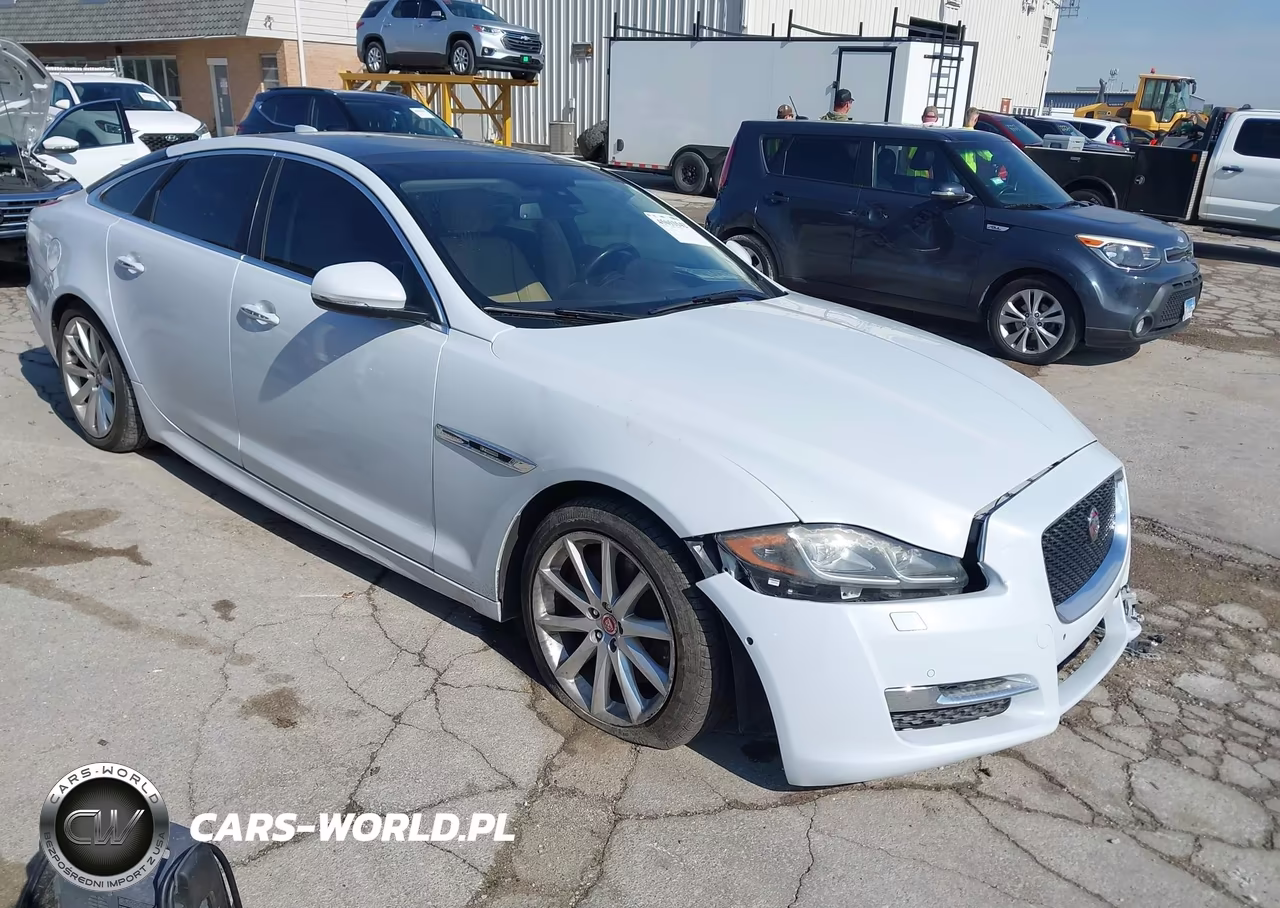 2016 Jaguar Xj R-Sport – zdjęcie 1 z 15