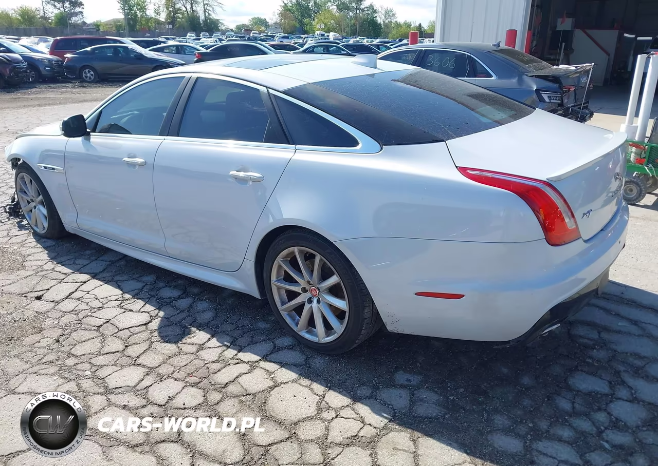 2016 Jaguar Xj R-Sport VIN:SAJWA1C73G8V93887 - 3