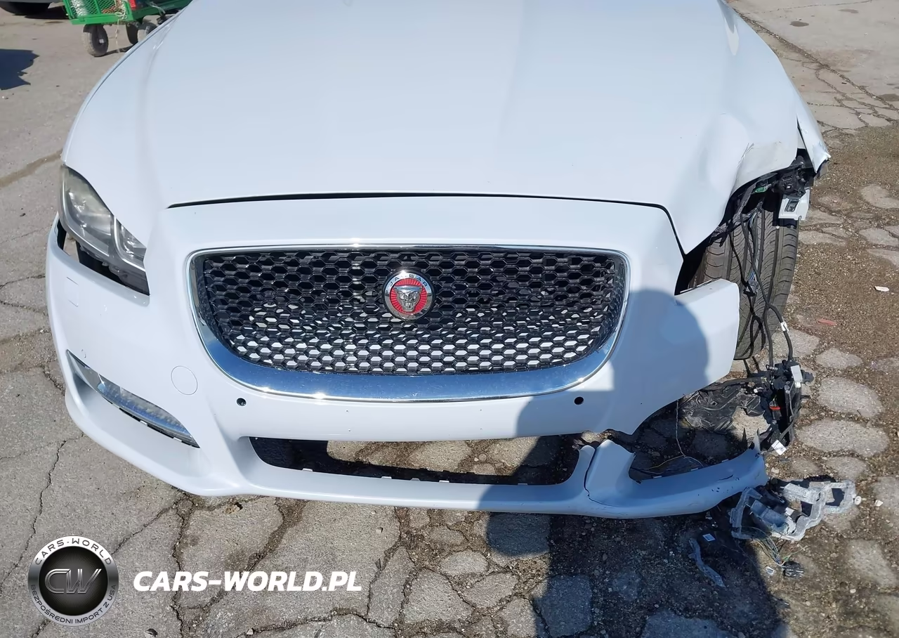 2016 Jaguar Xj R-Sport VIN:SAJWA1C73G8V93887 - 6