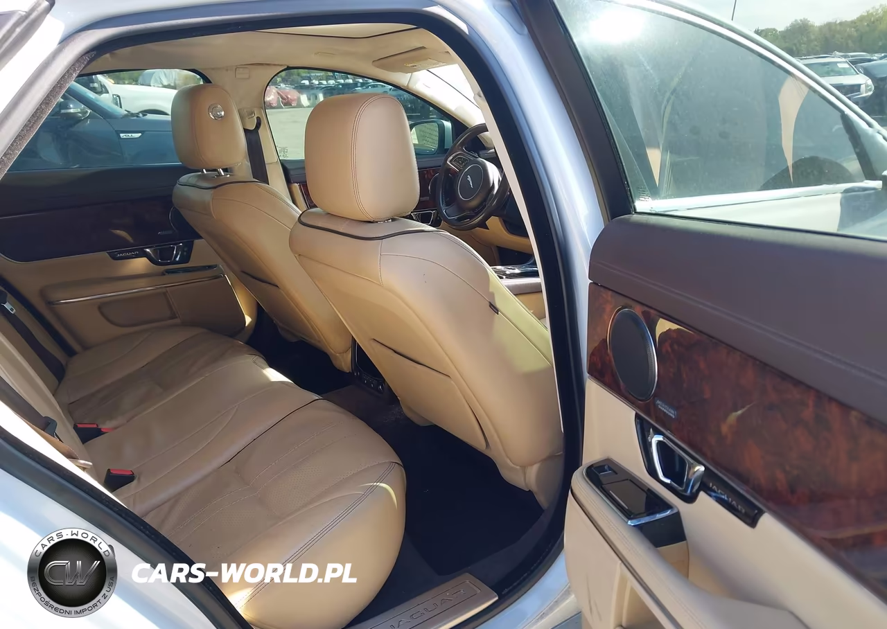 2016 Jaguar Xj R-Sport VIN:SAJWA1C73G8V93887 - 8