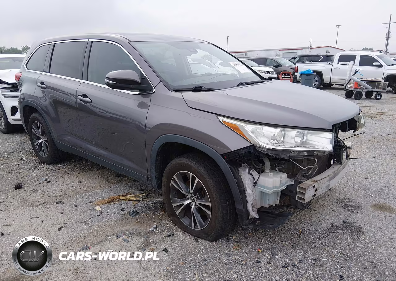2019 Toyota Highlander Le – zdjęcie 1 z 18