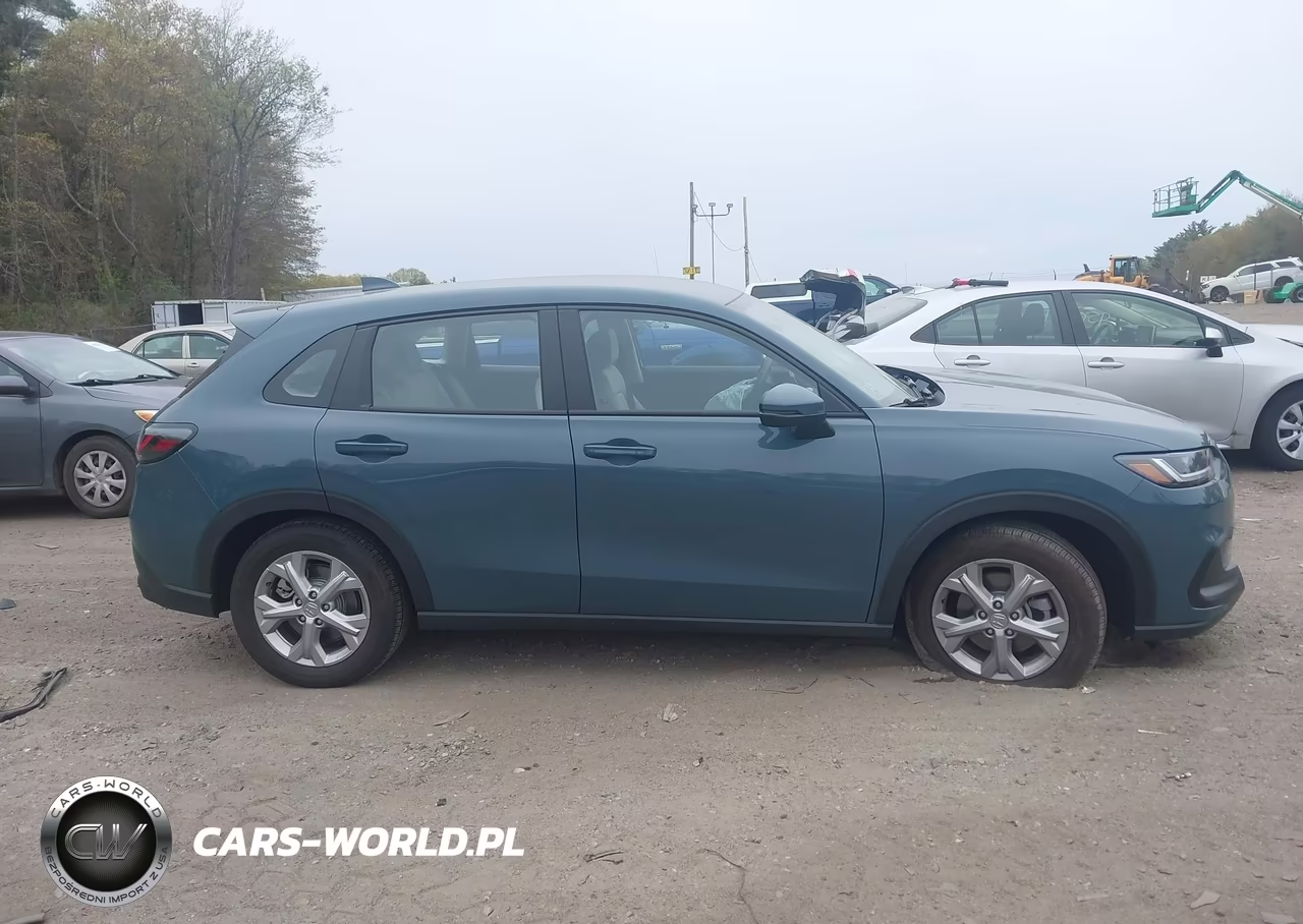 2025 Honda Hr-V Awd Lx VIN:3CZRZ2H32SM793870 - 13