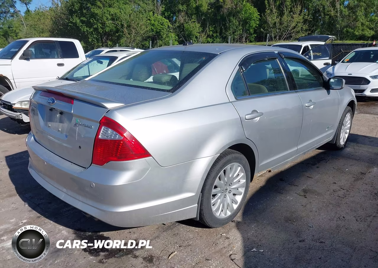 2011 Ford Fusion Hybrid VIN:3FADP0L32BR173028 - 4