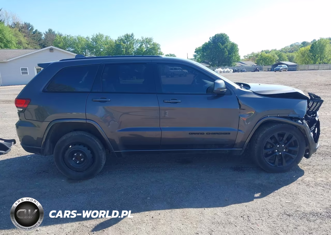 2020 Jeep Grand Cherokee Altitude 4X4 VIN:1C4RJFAG9LC414805 - 14