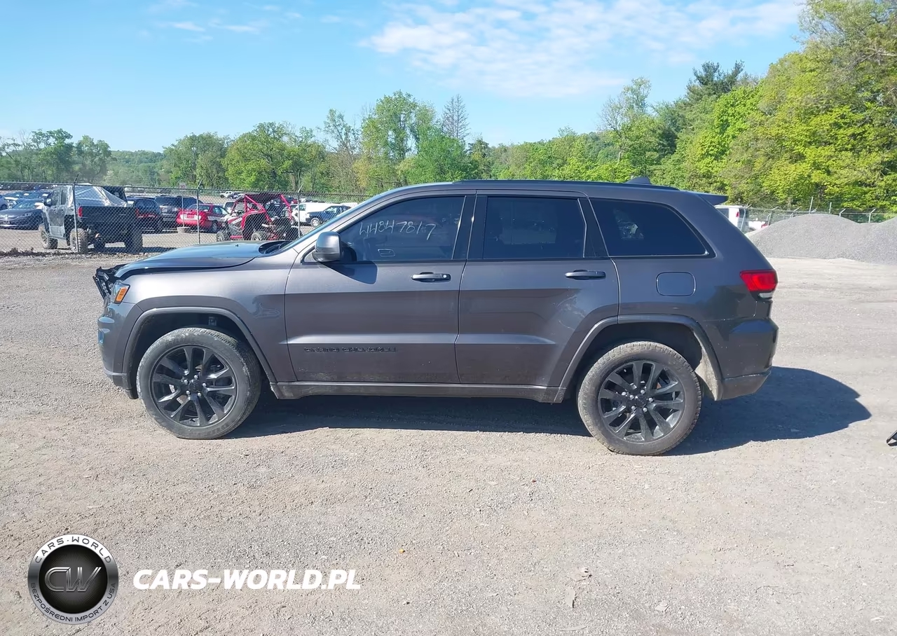 2020 Jeep Grand Cherokee Altitude 4X4 VIN:1C4RJFAG9LC414805 - 15