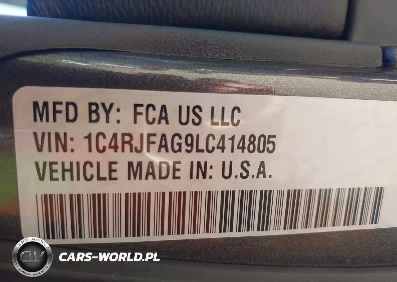 2020 Jeep Grand Cherokee Altitude 4X4 VIN:1C4RJFAG9LC414805 - 9