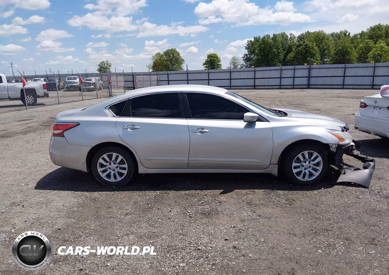 2015 Nissan Altima 2.5 VIN:1N4AL3AP8FC472422 - 13