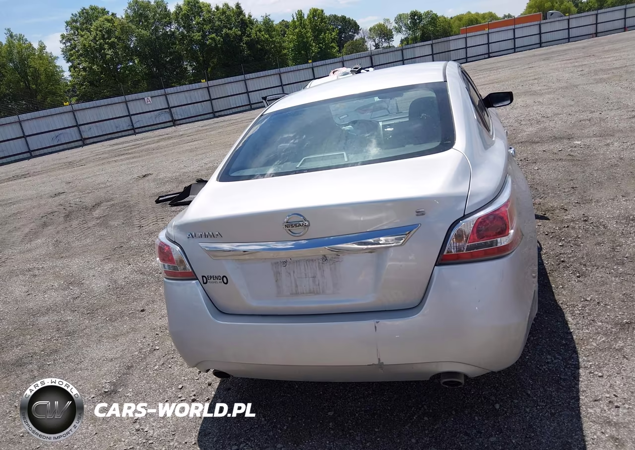 2015 Nissan Altima 2.5 VIN:1N4AL3AP8FC472422 - 16